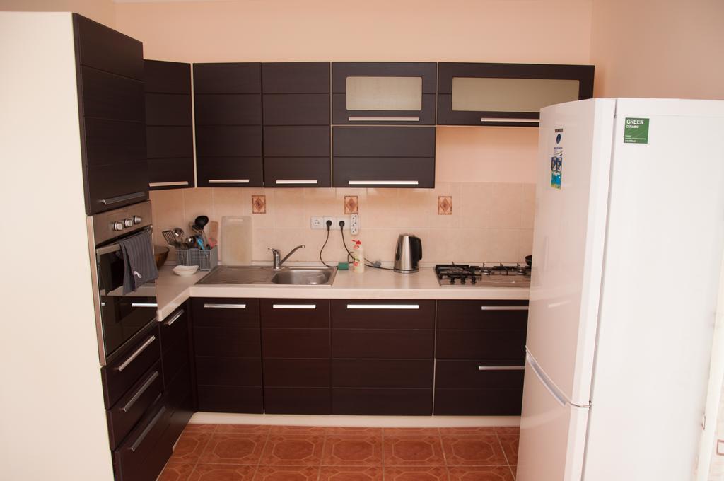 Almaty Backpackers Exterior foto