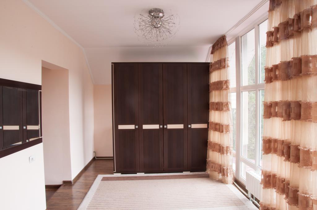 Almaty Backpackers Exterior foto